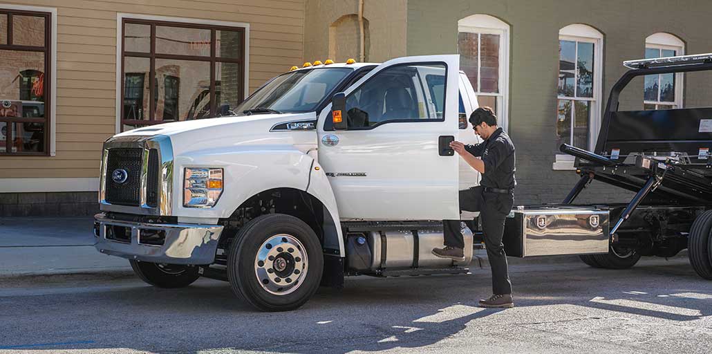 Ford Medium Duty with a tow package.